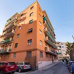 Joivy Cosy Family Flat Near Sturla Beach